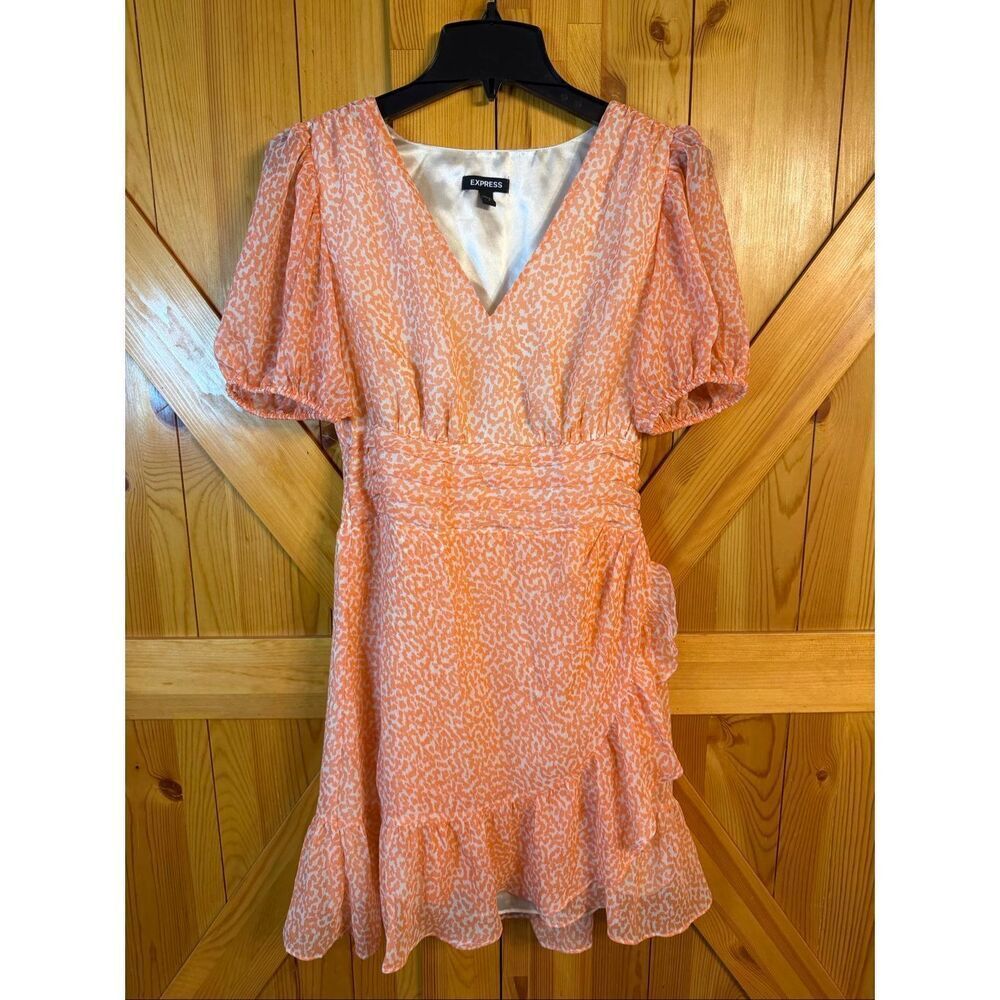 Express Women’s Small Peach Animal Print Ruffle Mini Dress Puff Sleeve V-Neck (7